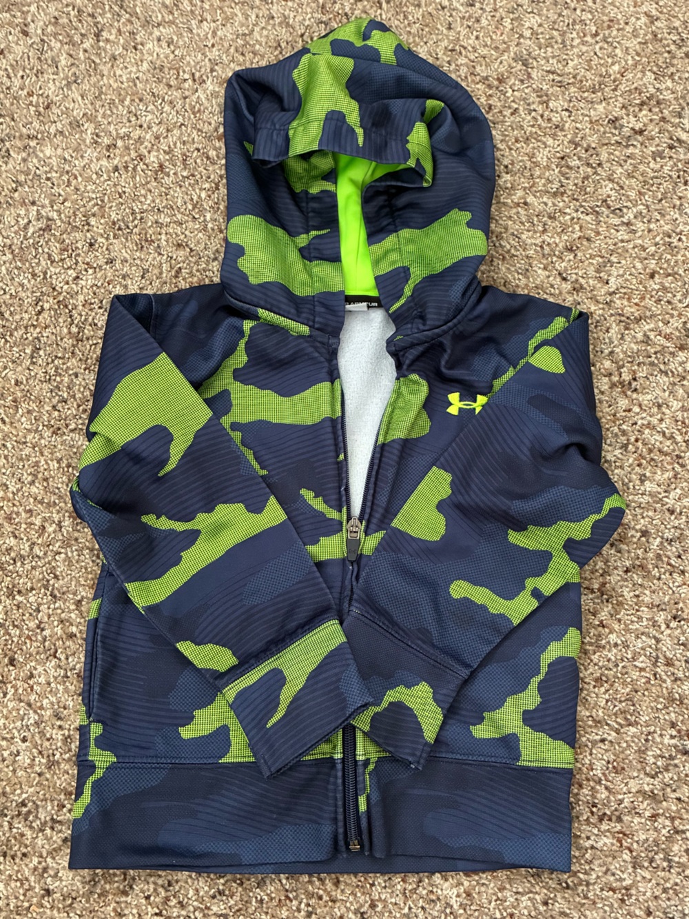 💚 UA Neon Green & Navy Camo Hoodie